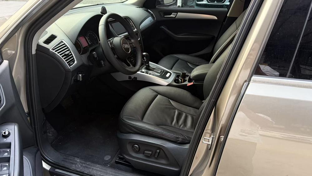 Audi Audi Q5