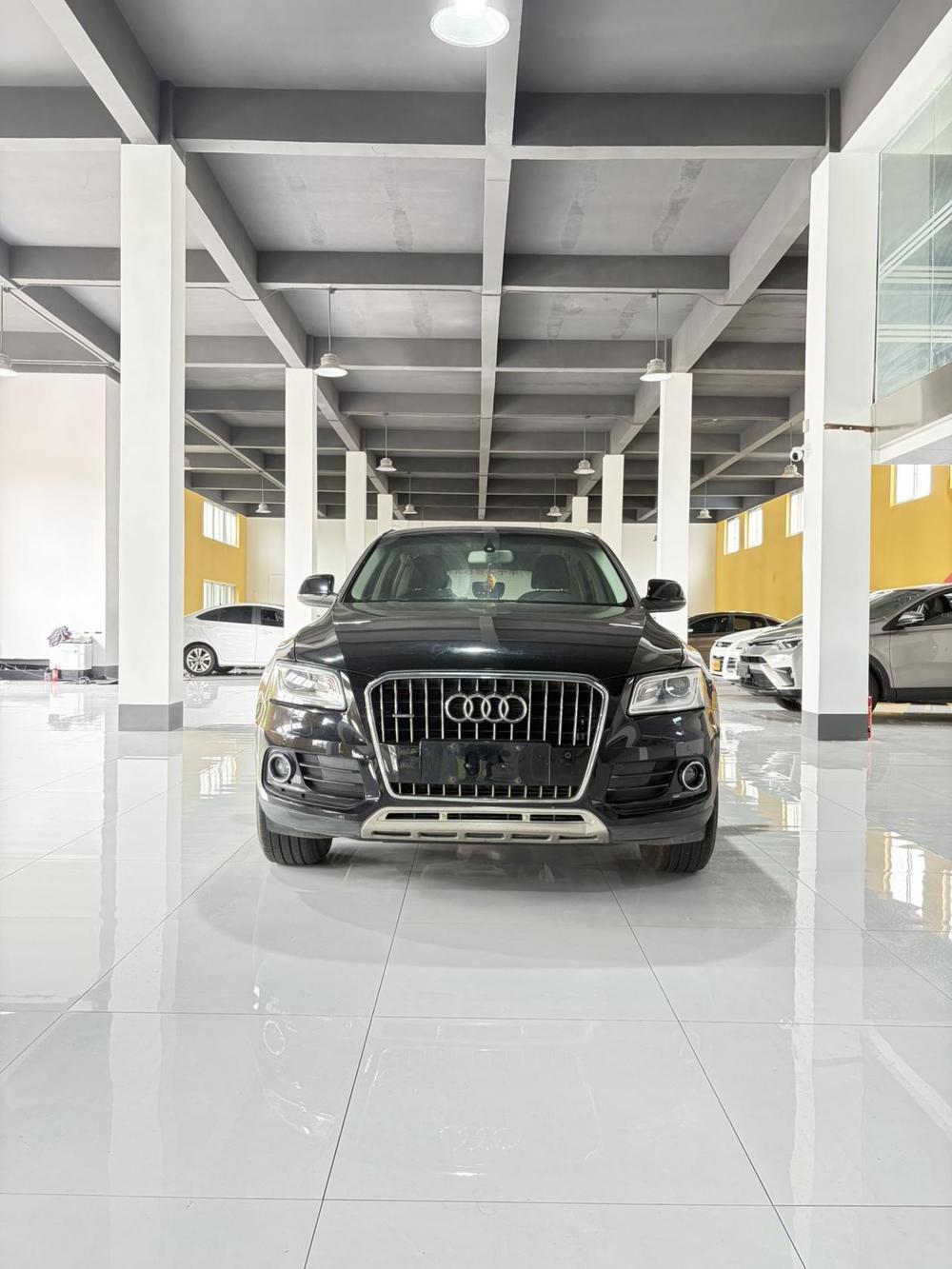 Audi Audi Q5