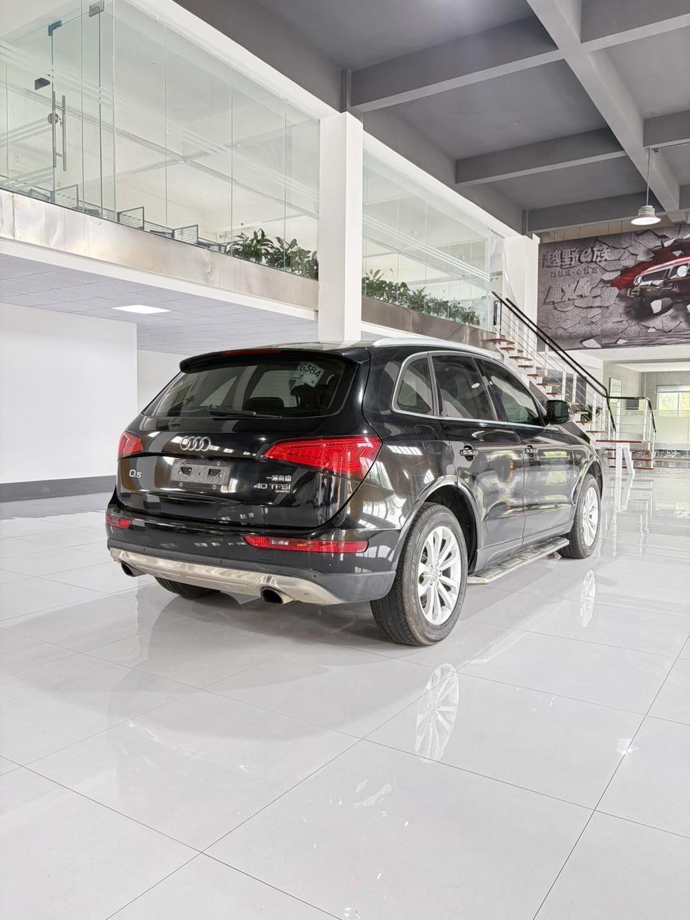 Audi Audi Q5