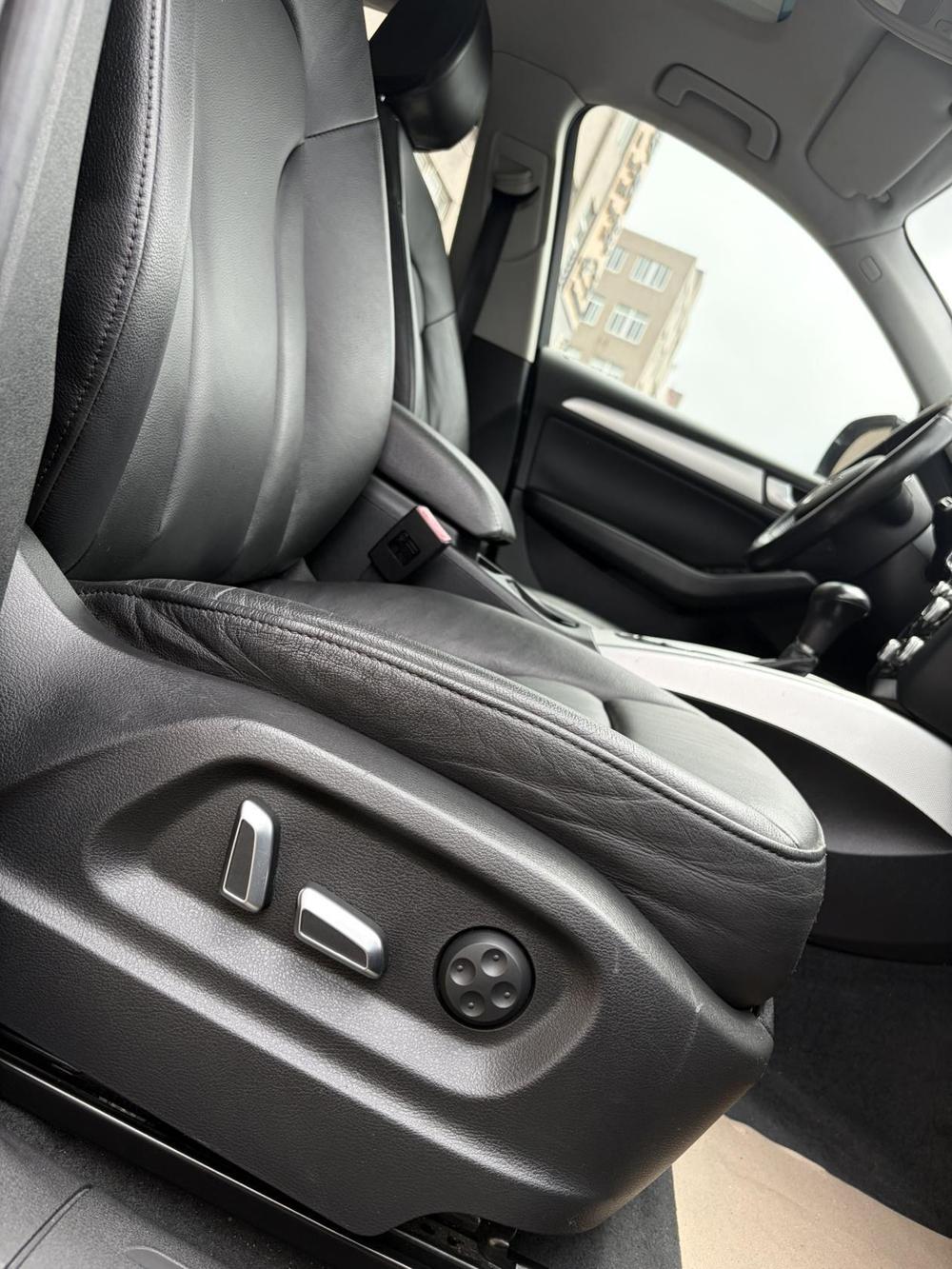 Audi Audi Q5