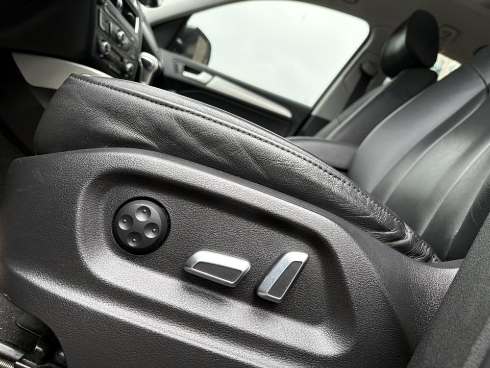 Audi Audi Q5