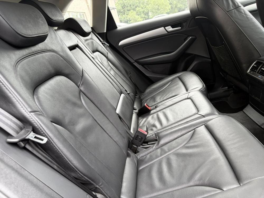 Audi Audi Q5
