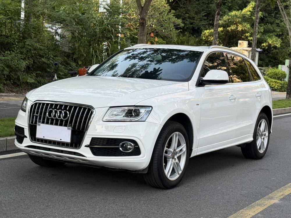 Audi Audi Q5