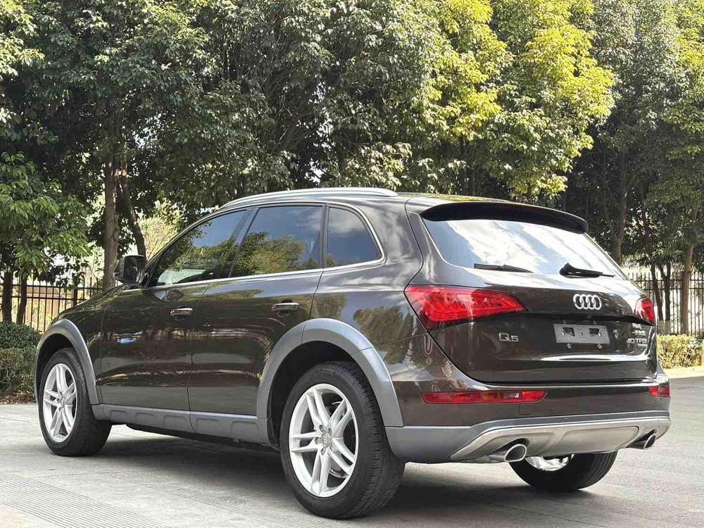 Audi Audi Q5