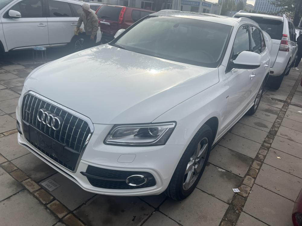 Audi Audi Q5