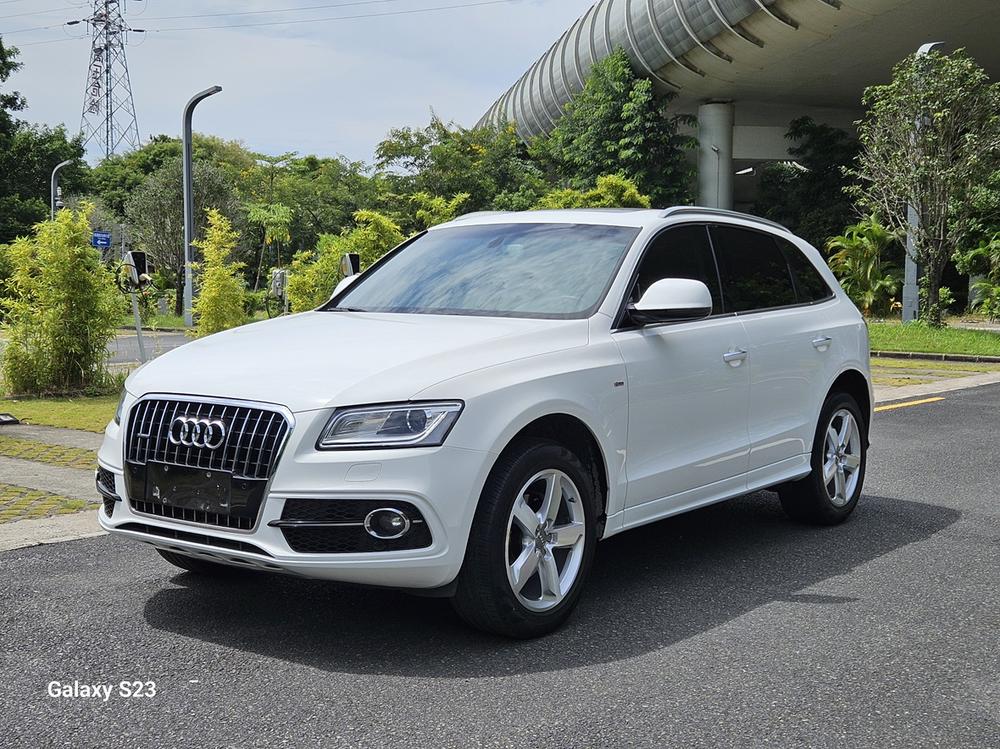 Audi Audi Q5