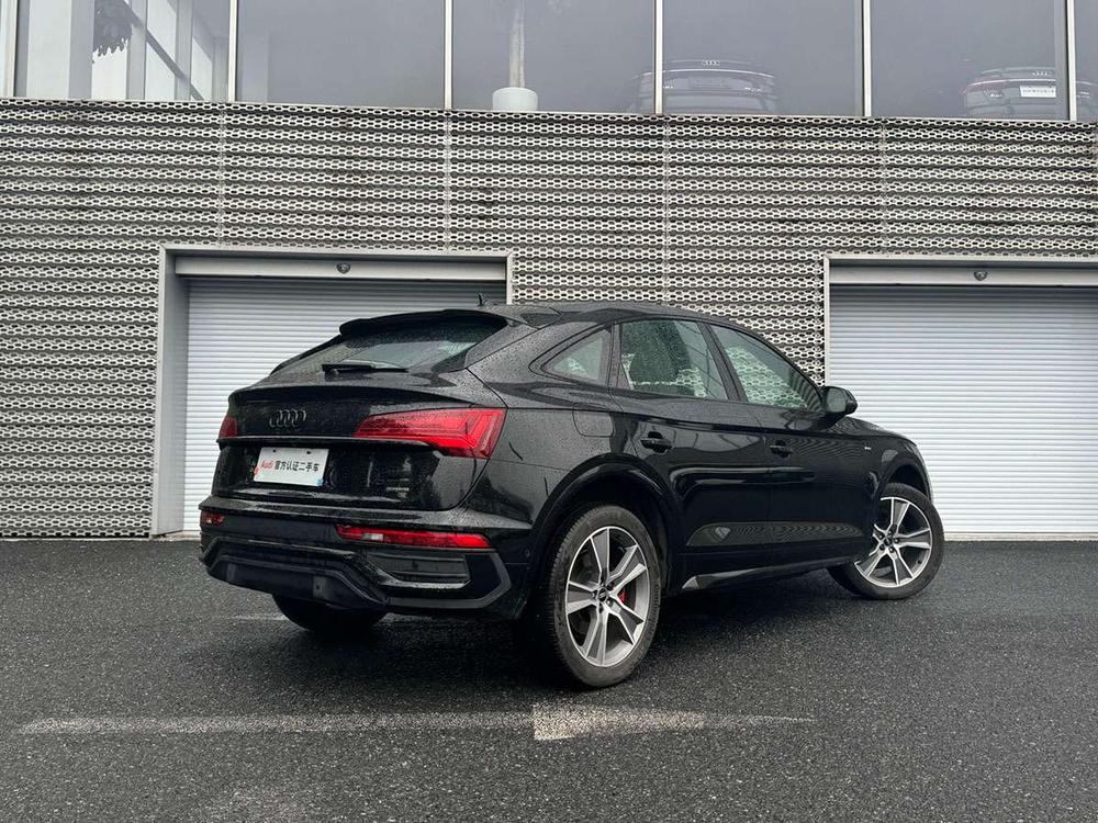 Audi Audi Q5L Sportback