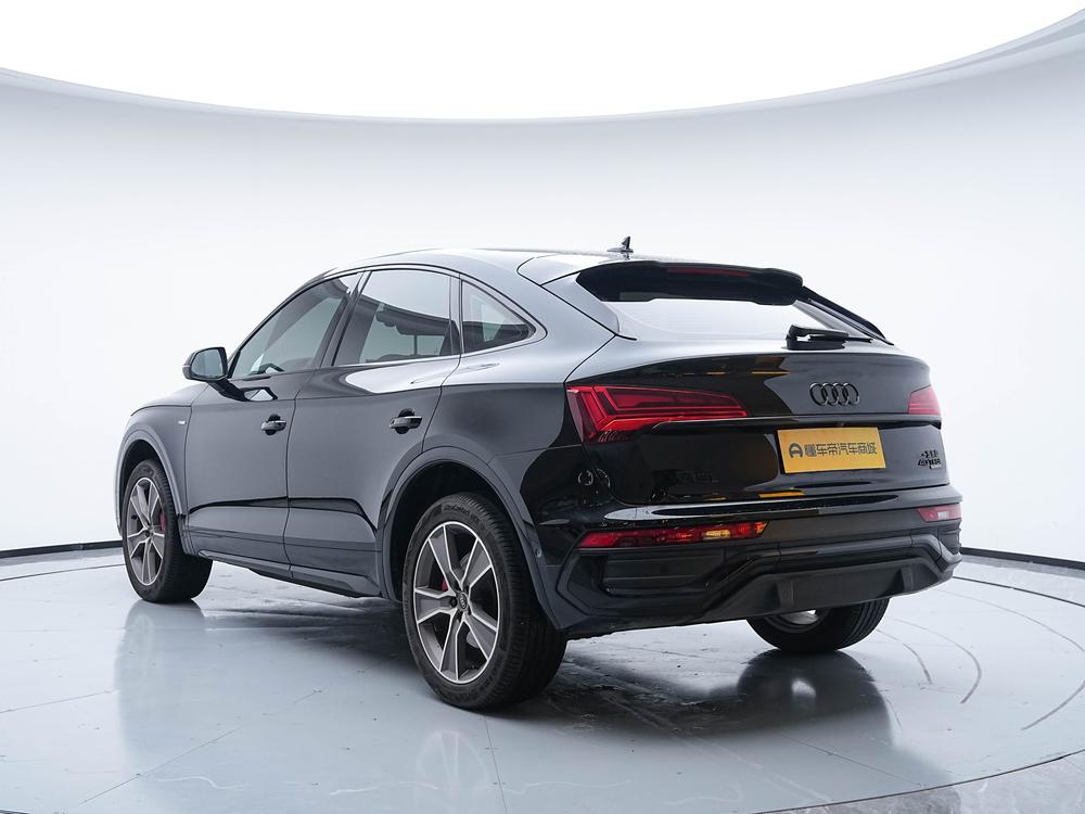 Audi Audi Q5L Sportback