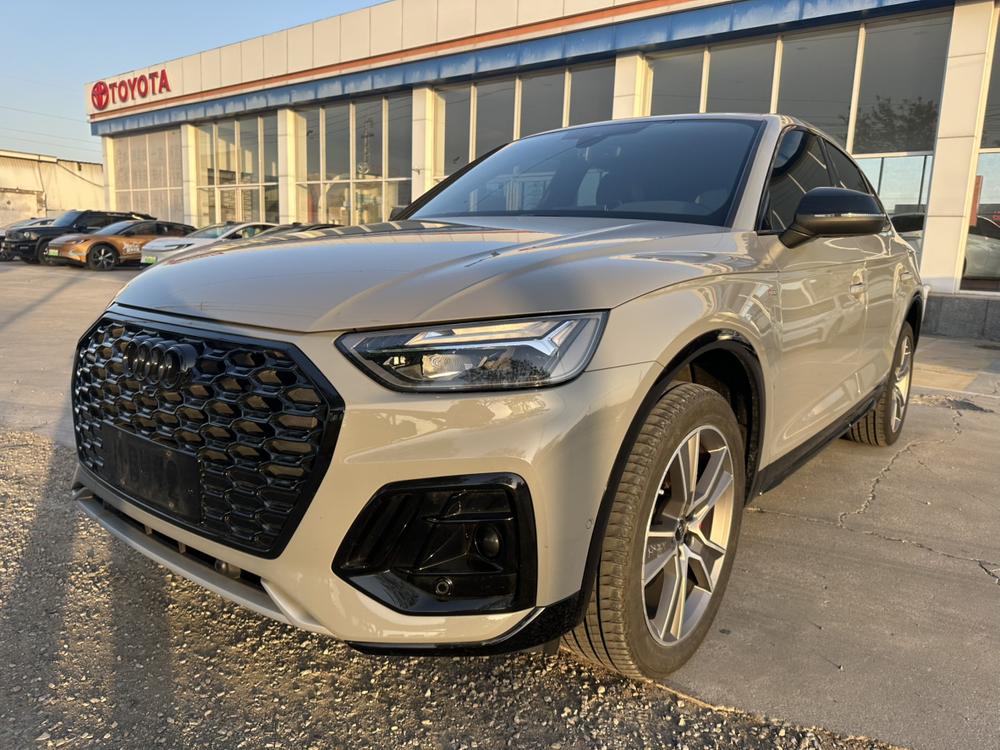 Audi Audi Q5L Sportback