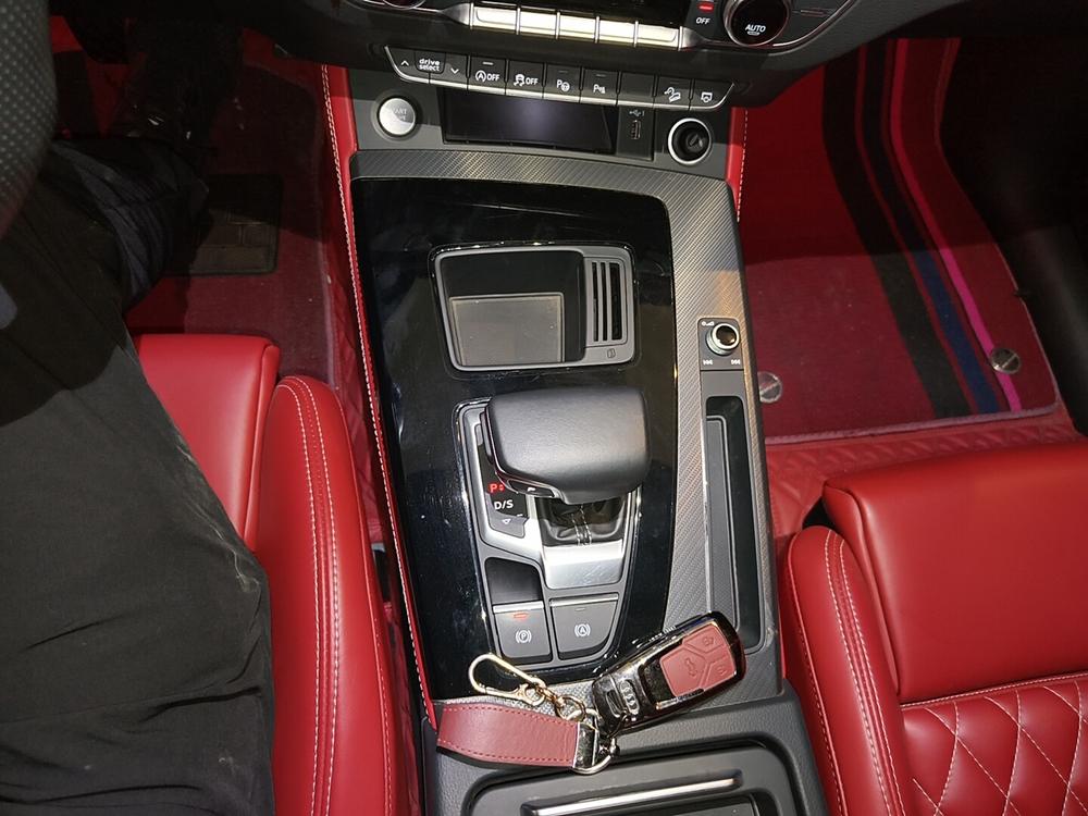 Audi Audi Q5L Sportback