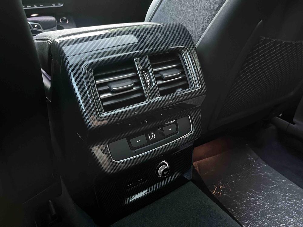 Audi Audi Q5L Sportback
