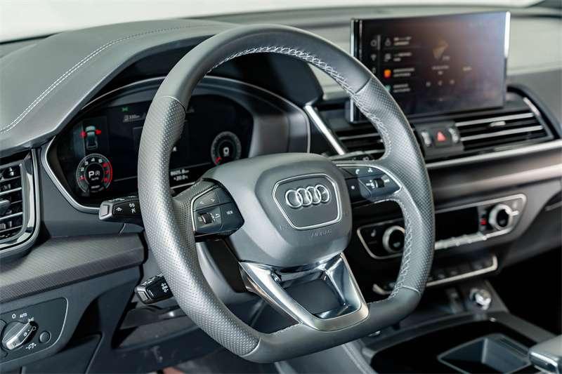 Audi Audi Q5L Sportback