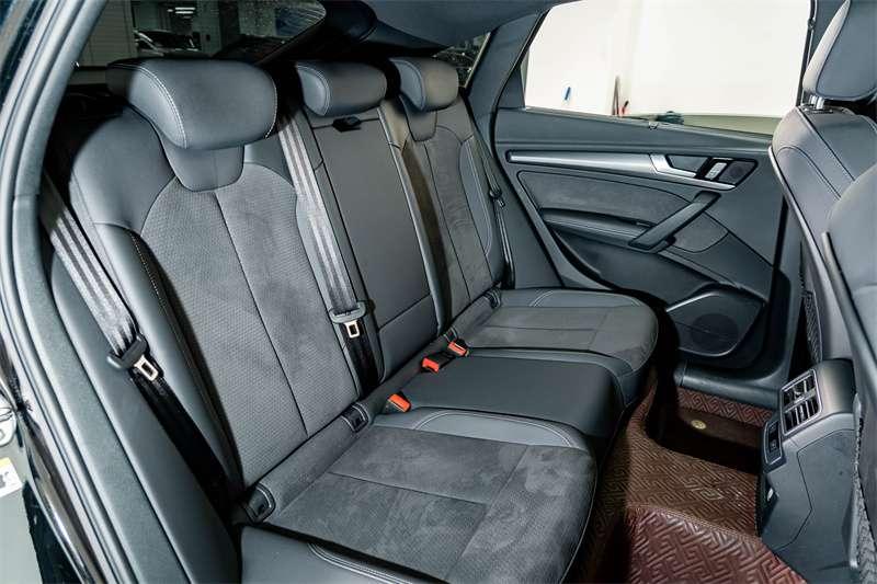 Audi Audi Q5L Sportback