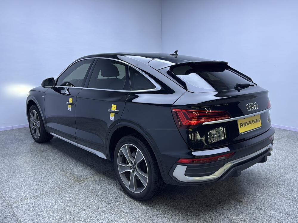 Audi Audi Q5L Sportback