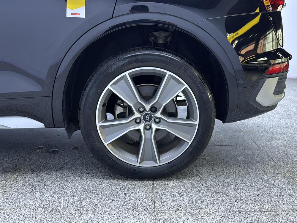 Audi Audi Q5L Sportback
