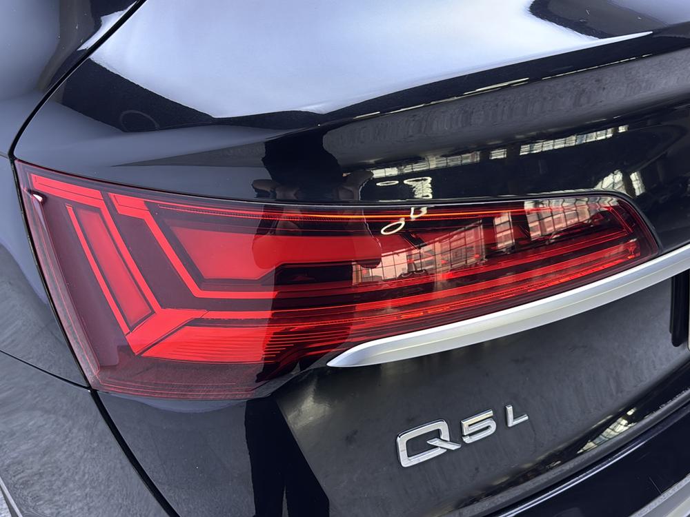 Audi Audi Q5L Sportback