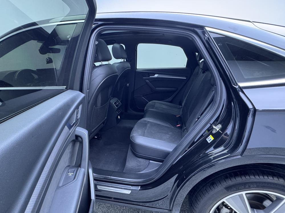 Audi Audi Q5L Sportback