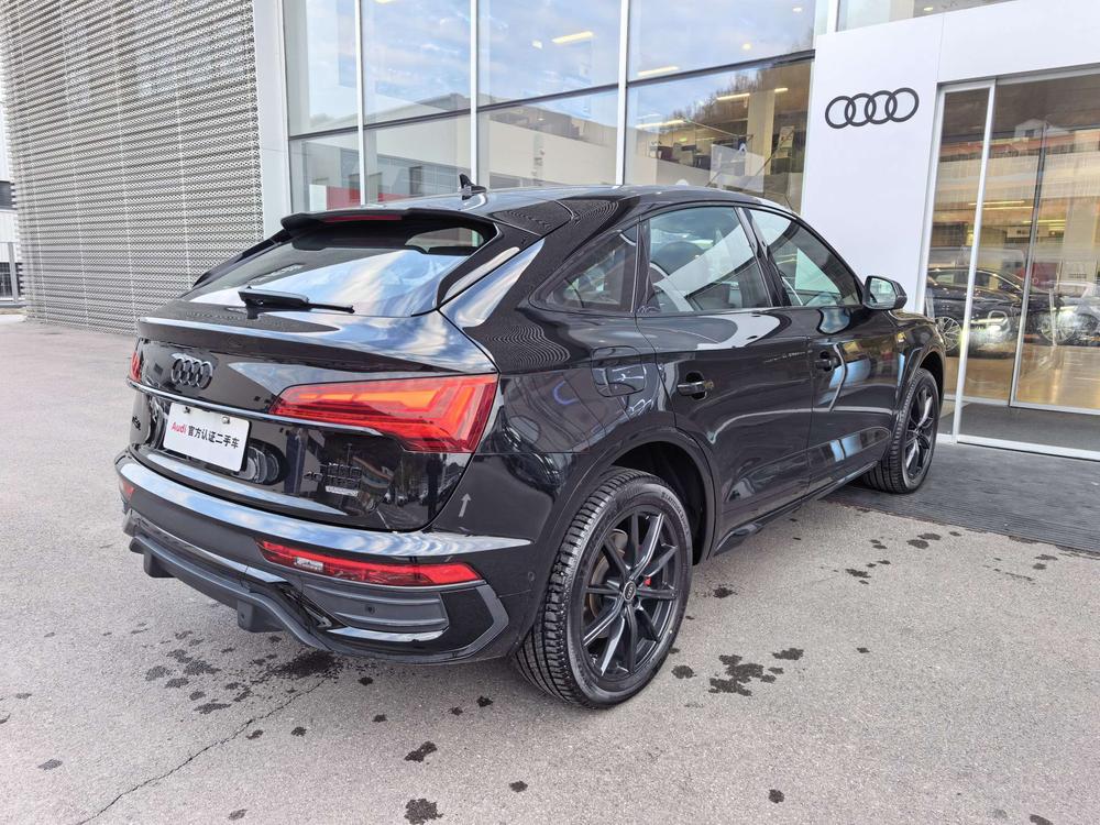 Audi Audi Q5L Sportback