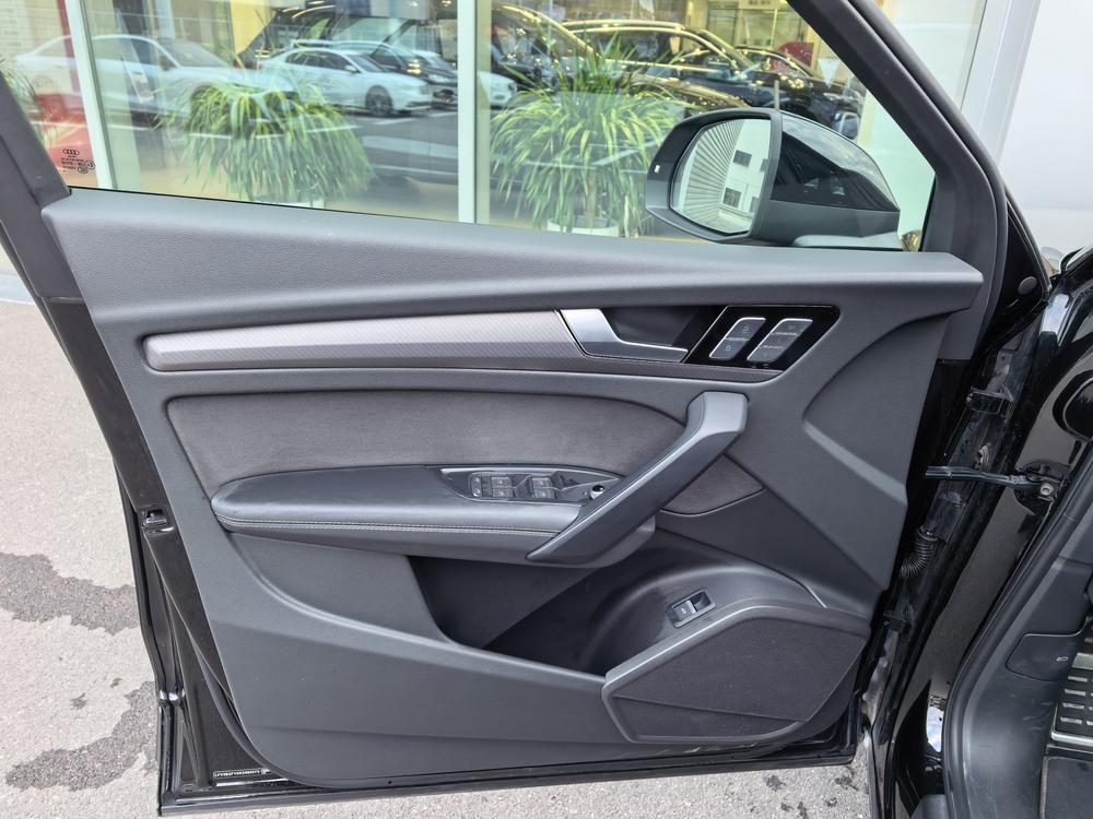Audi Audi Q5L Sportback