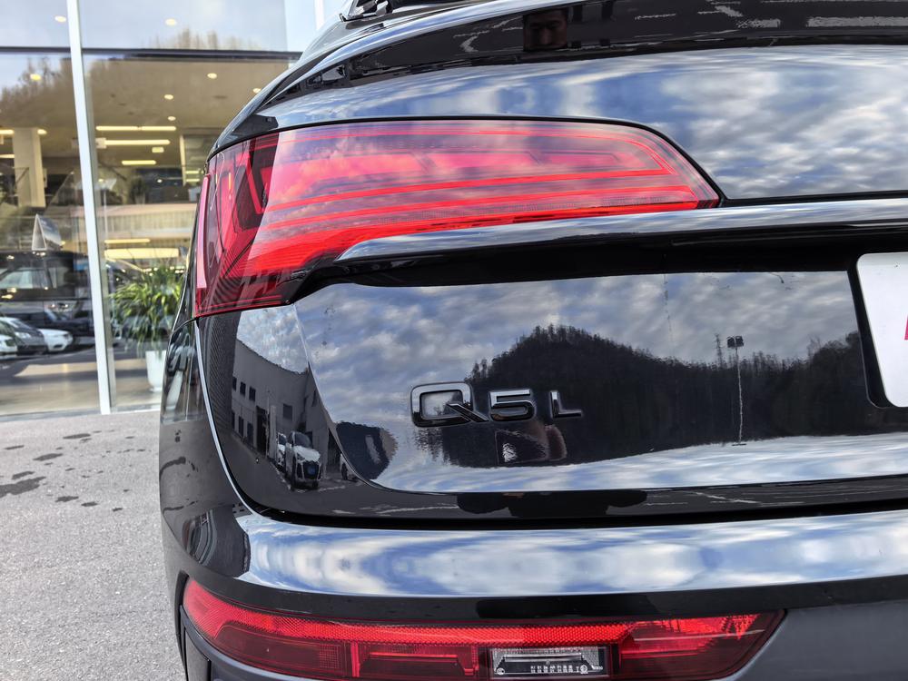 Audi Audi Q5L Sportback