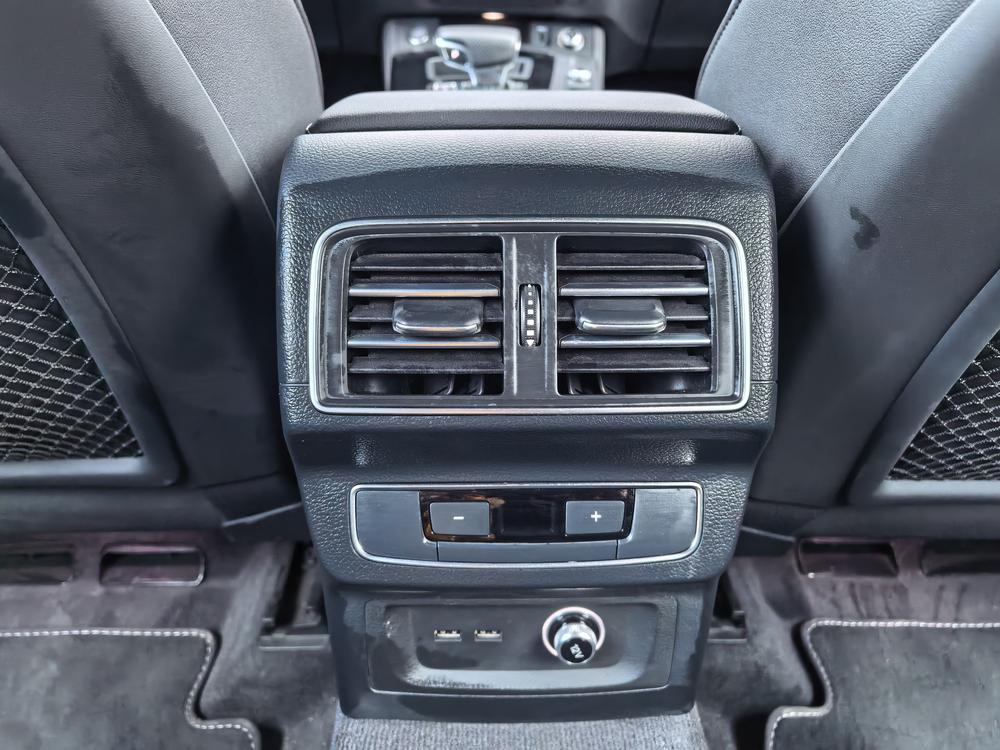 Audi Audi Q5L Sportback