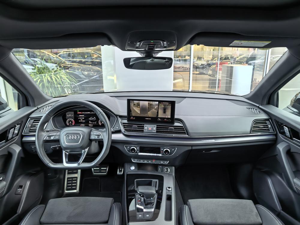 Audi Audi Q5L Sportback