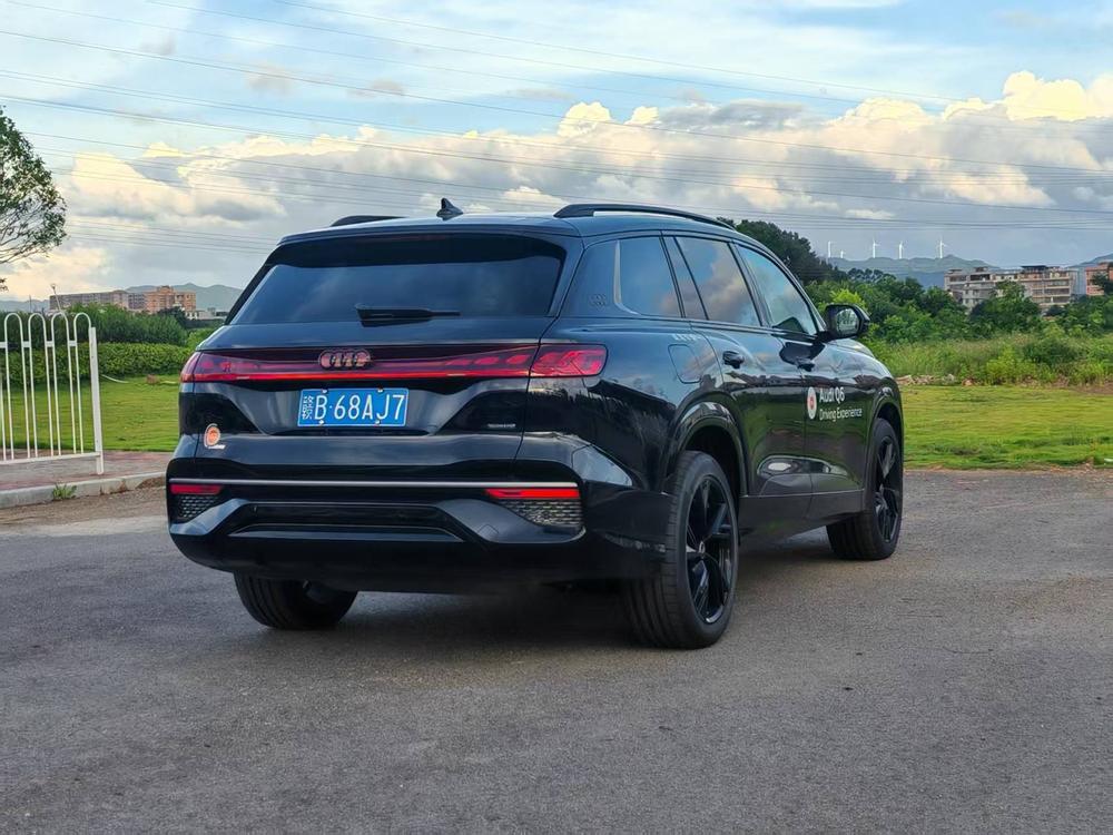 Audi Audi Q6