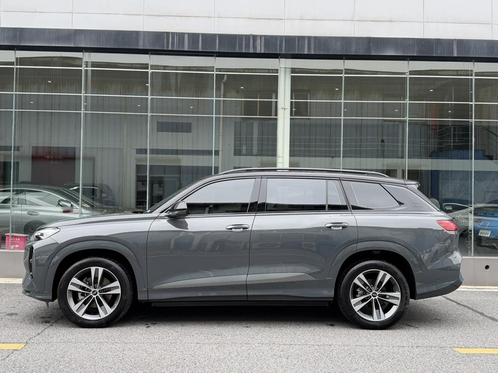 Audi Audi Q6