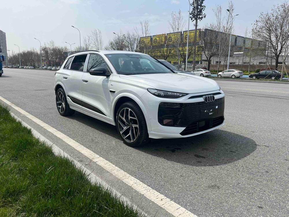 Audi Audi Q6L e-tron