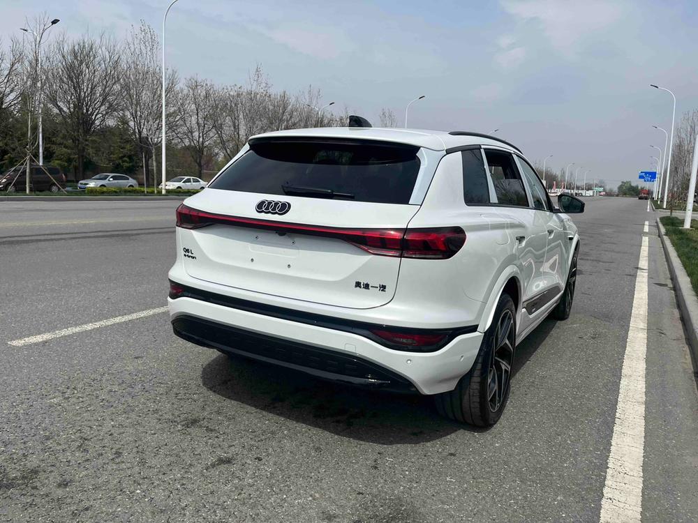 Audi Audi Q6L e-tron