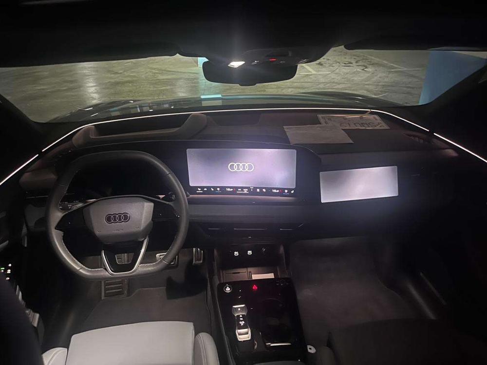 Audi Audi Q6L e-tron