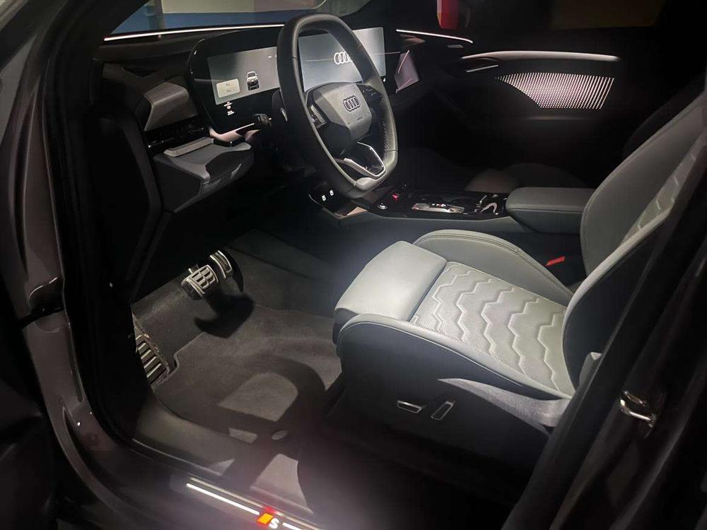 Audi Audi Q6L e-tron