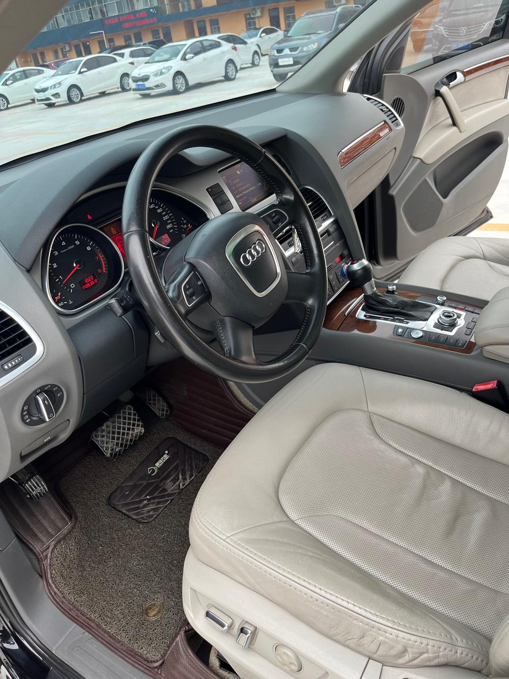 Audi Audi Q7