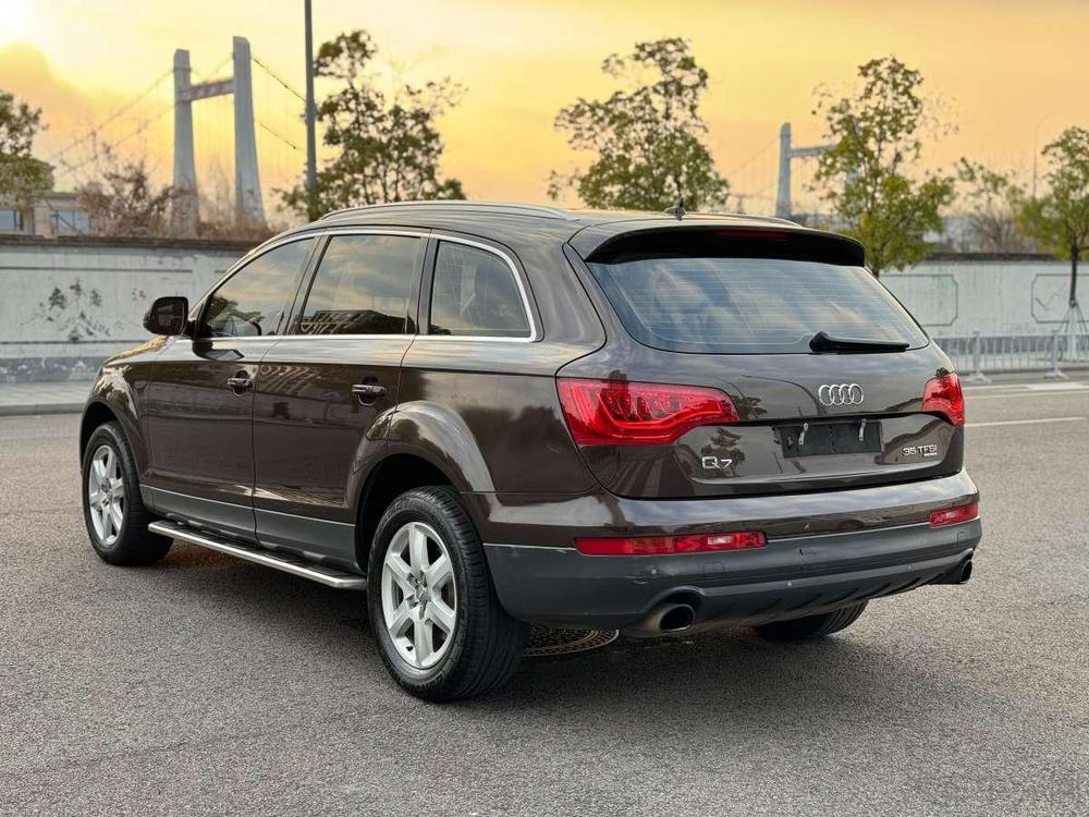 Audi Audi Q7