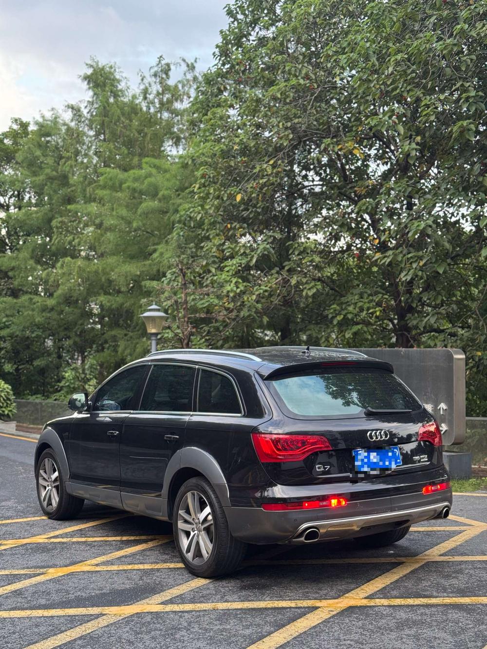Audi Audi Q7