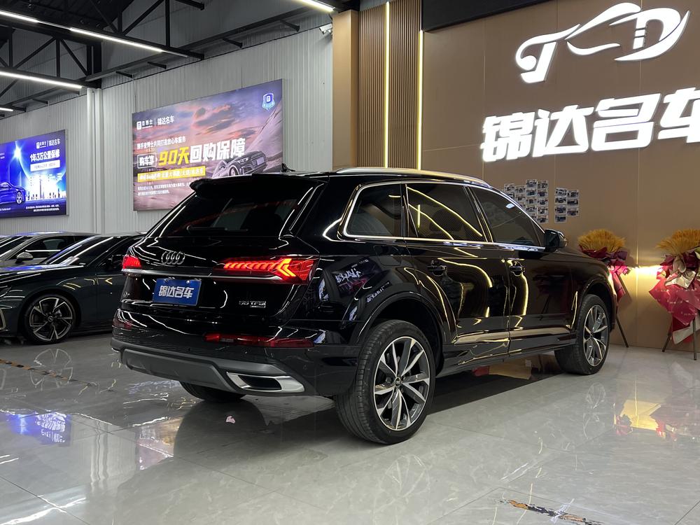 Audi Audi Q7