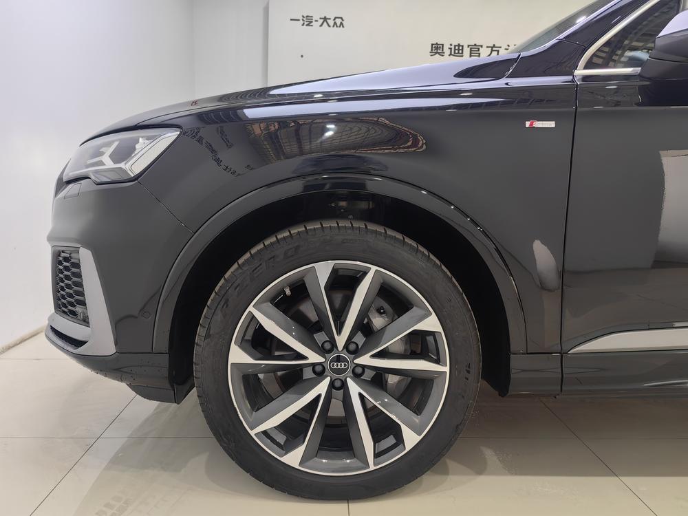 Audi Audi Q7