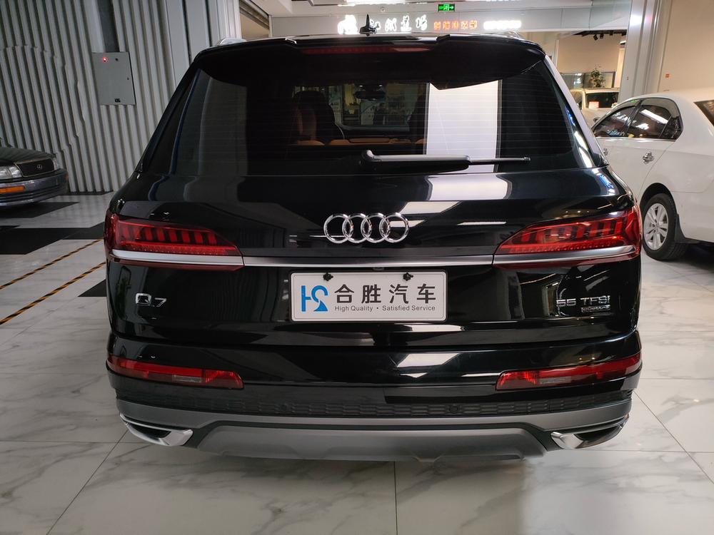 Audi Audi Q7