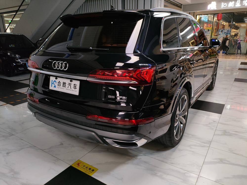Audi Audi Q7