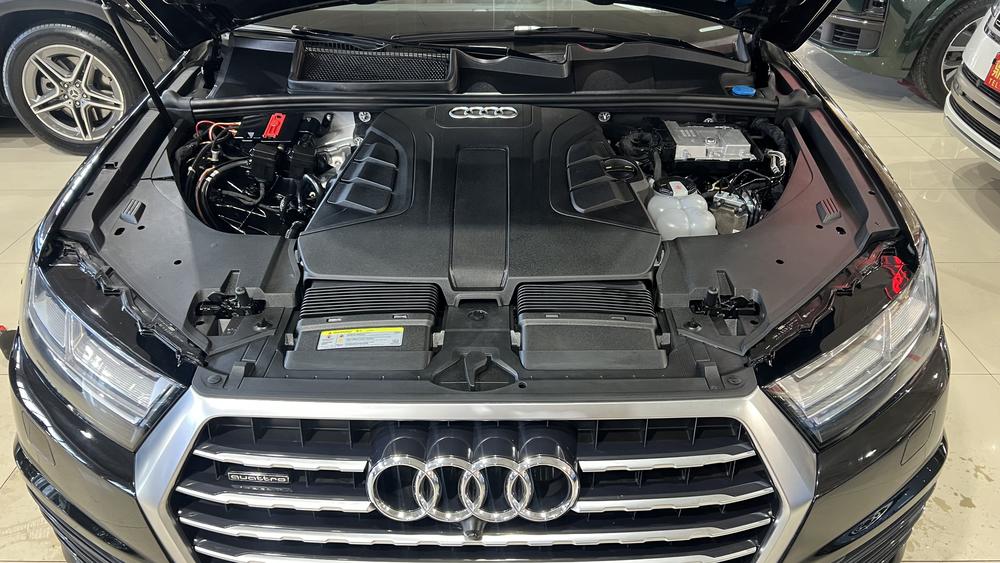 Audi Audi Q7