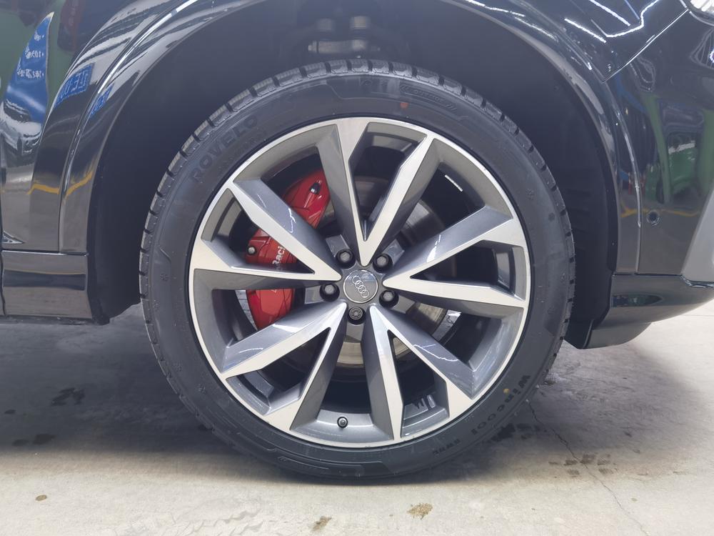 Audi Audi Q7