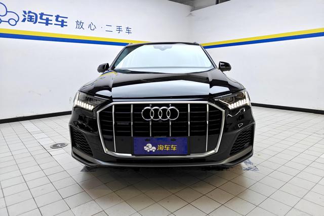 Audi Audi Q7