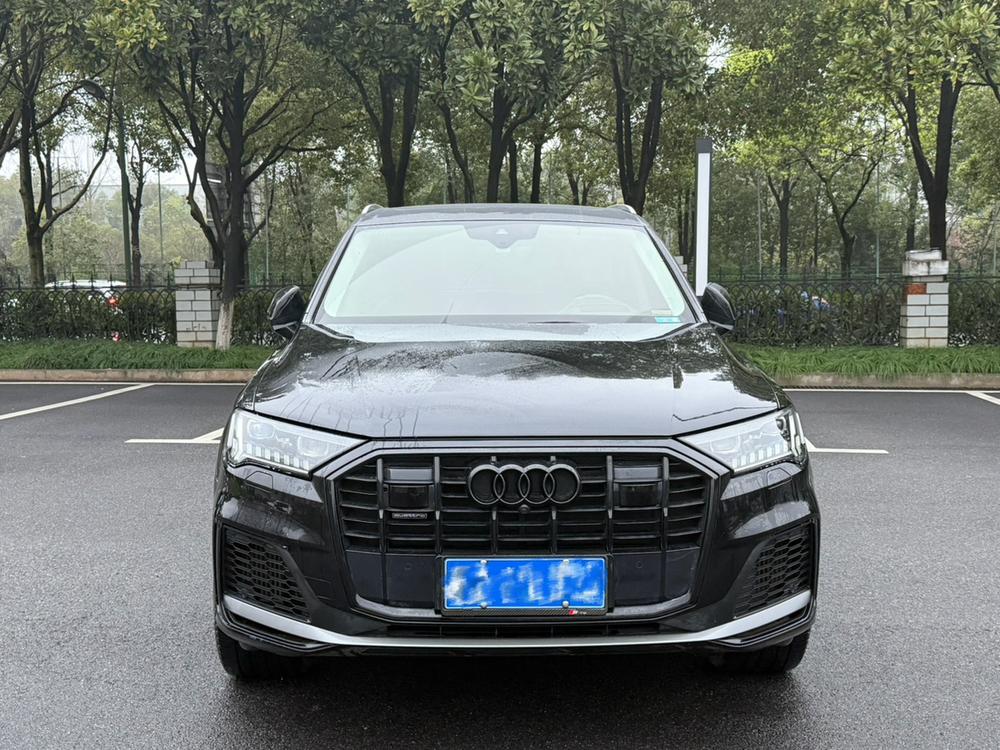 Audi Audi Q7