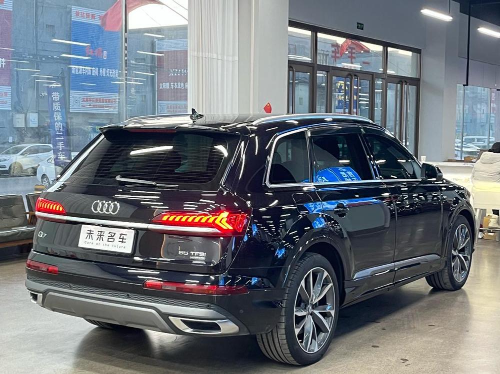 Audi Audi Q7