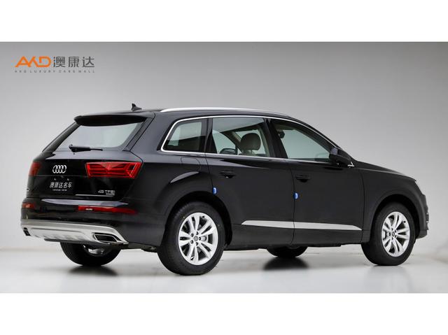Audi Audi Q7