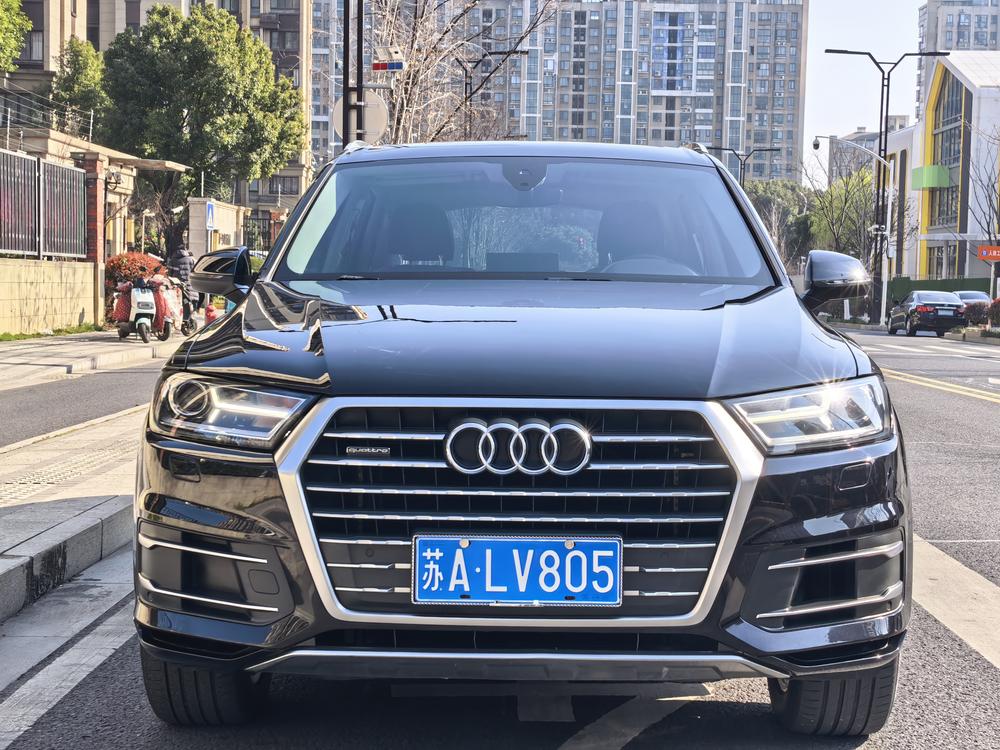 Audi Audi Q7