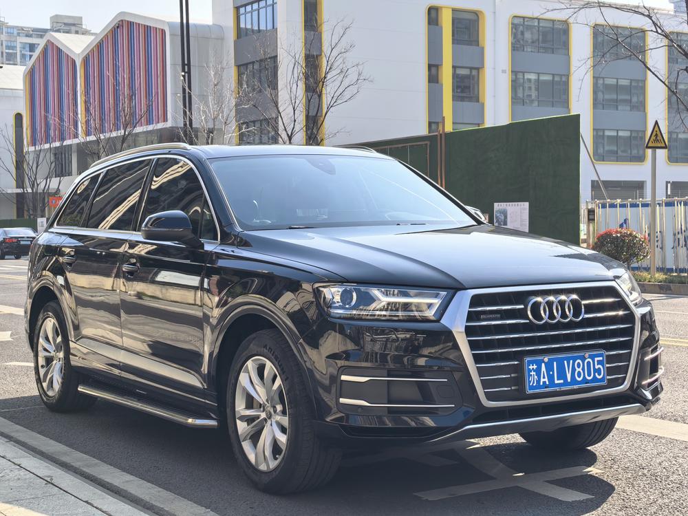Audi Audi Q7