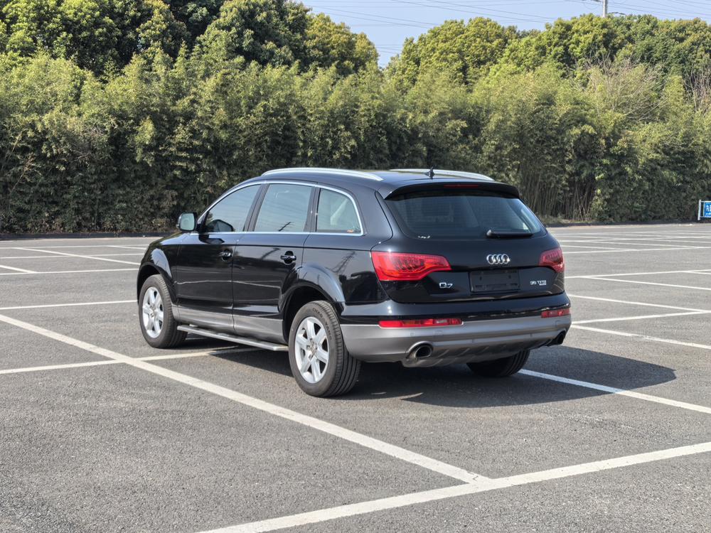 Audi Audi Q7