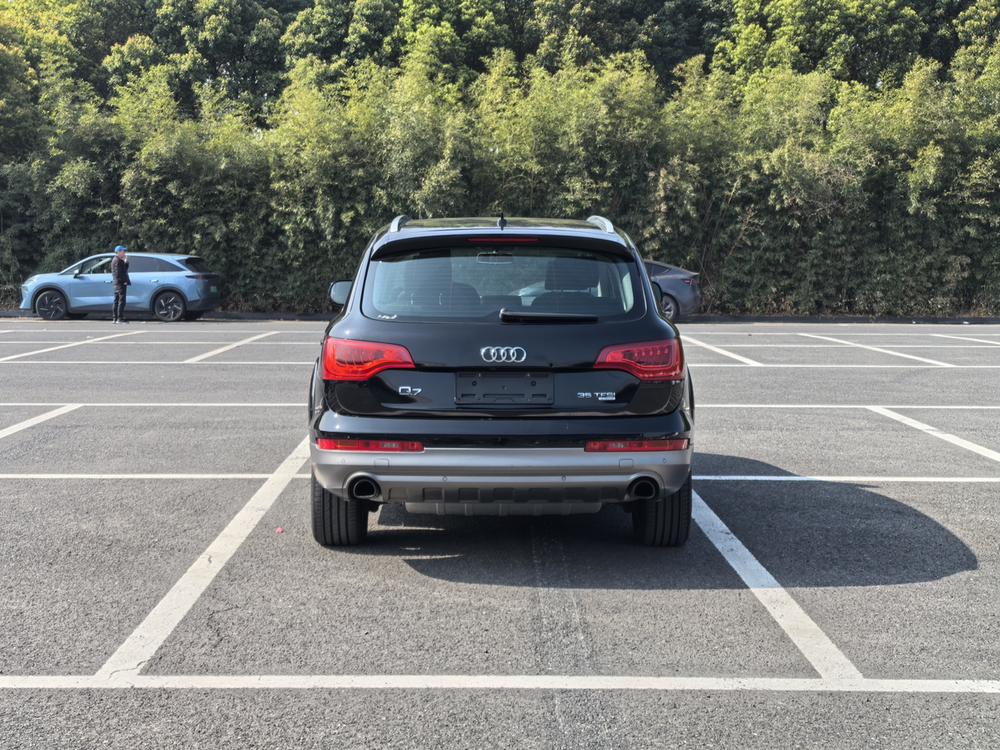 Audi Audi Q7