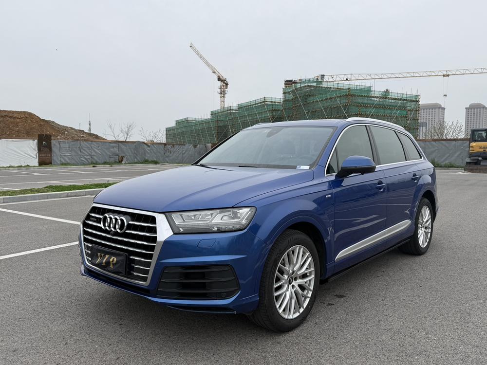 Audi Audi Q7